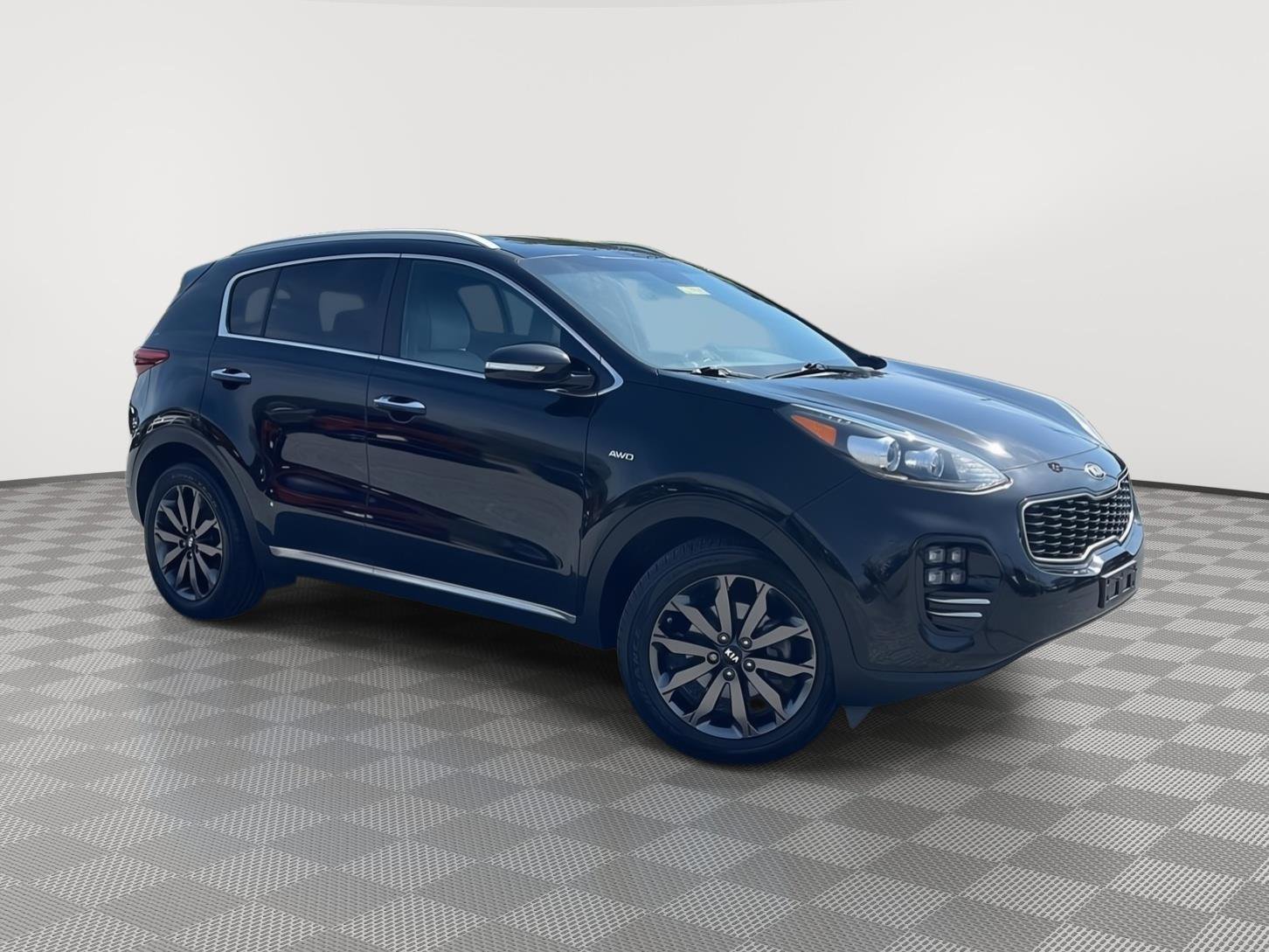Used 2019 Kia Sportage EX w/ EX Sport Appearance Package image 3