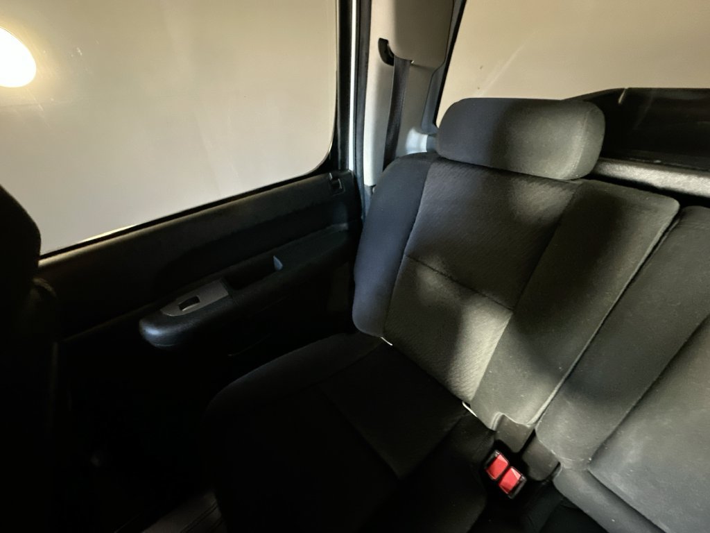 Used 2014 Chevrolet Silverado 2500 LT AWD/4WD image 12