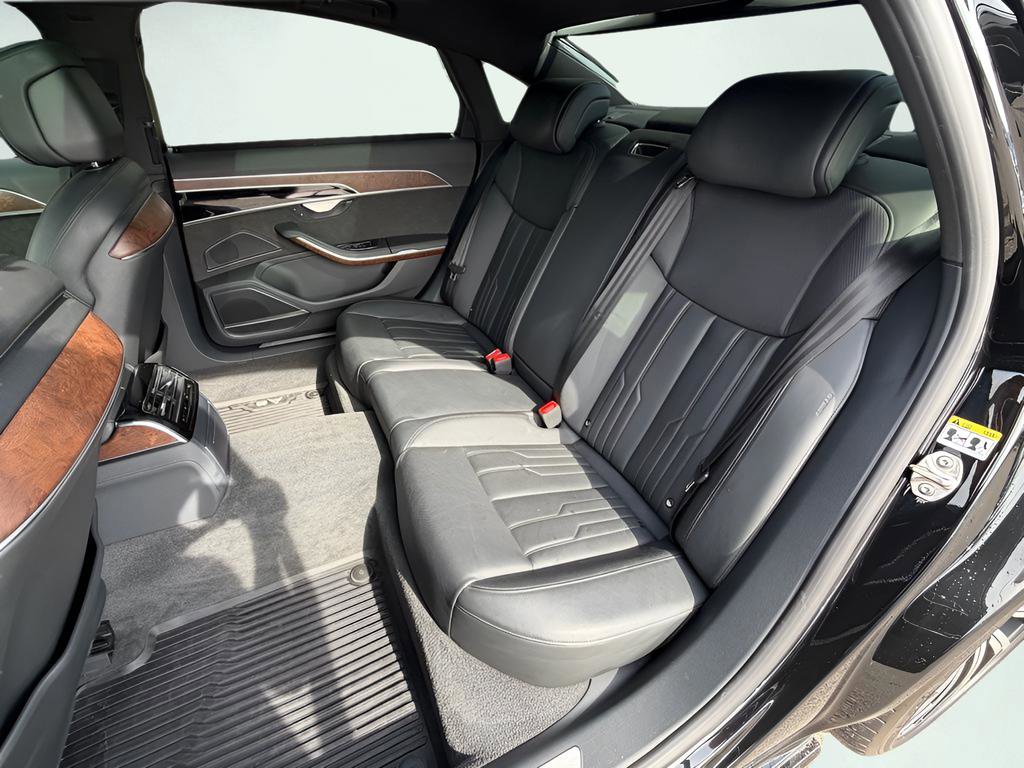 Used 2021 Audi A8 L 4.0T w/ Executive Plus Package image 23