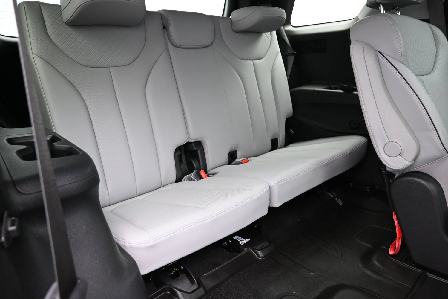 Used 2024 Hyundai Palisade SEL w/ Premium Package FWD image 41