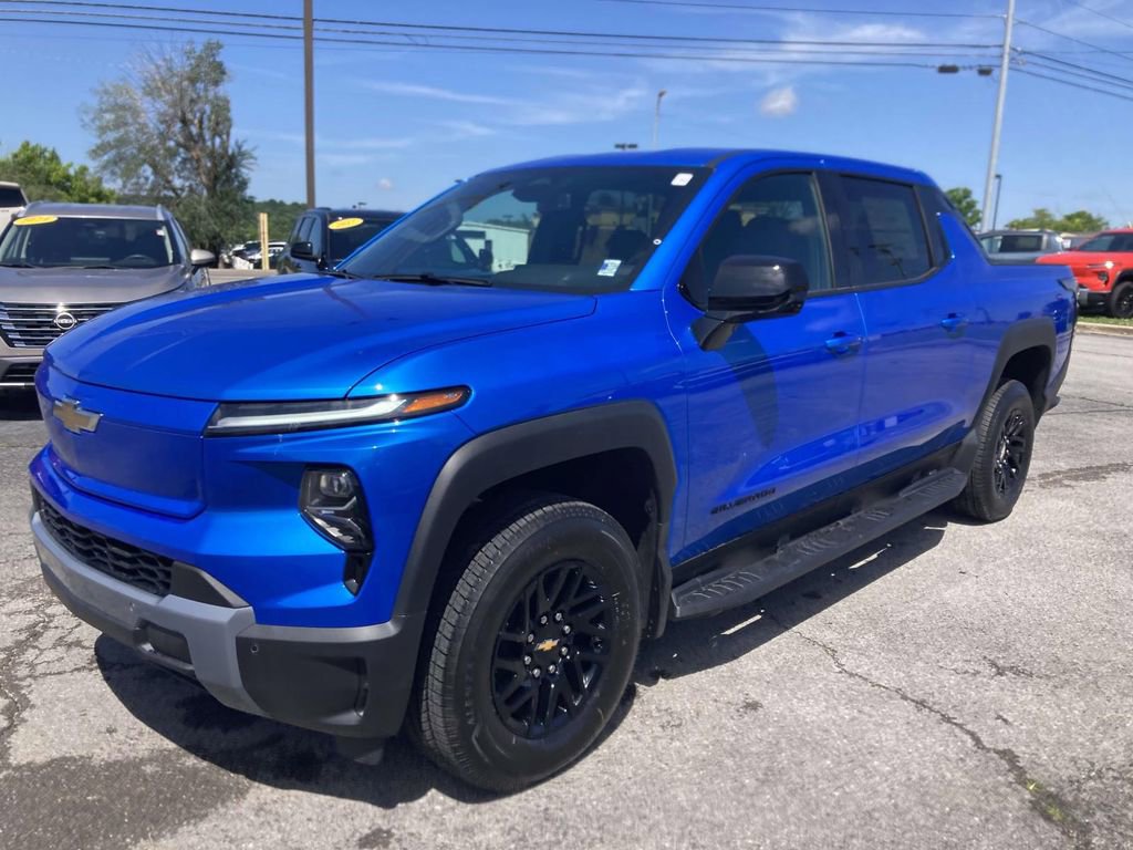New 2026 Chevrolet Silverado EV LT AWD/4WD image 8