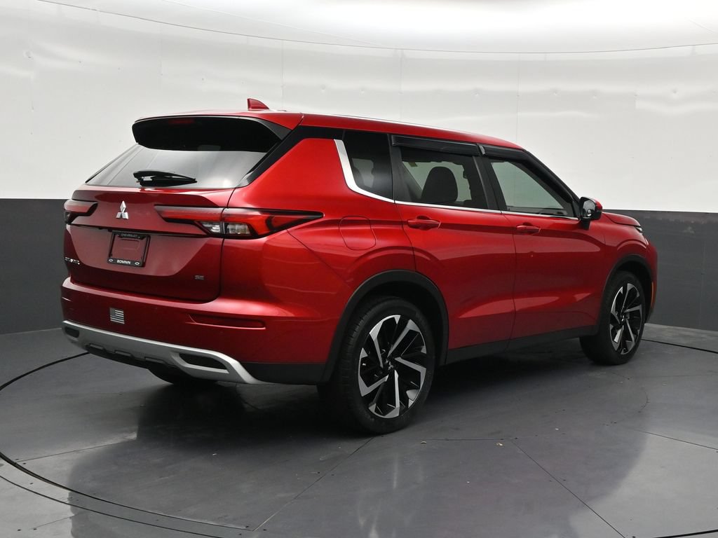 Used 2023 Mitsubishi Outlander SE FWD image 5