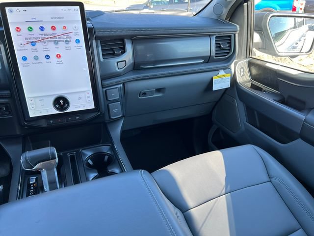 New 2025 Ford F150 Lightning Flash AWD/4WD image 38