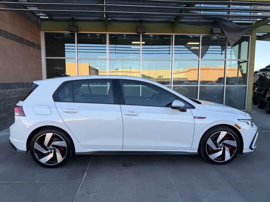 Used 2022 Volkswagen GTI SE w/ SE Leather Package image 9