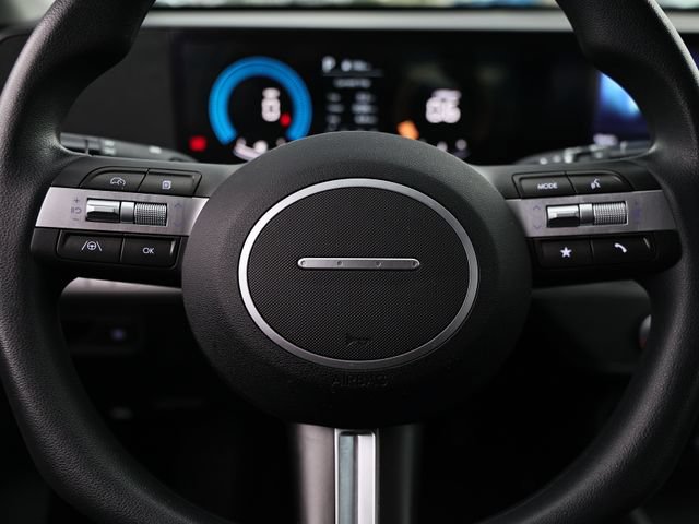 Used 2024 Hyundai Kona SE FWD image 31