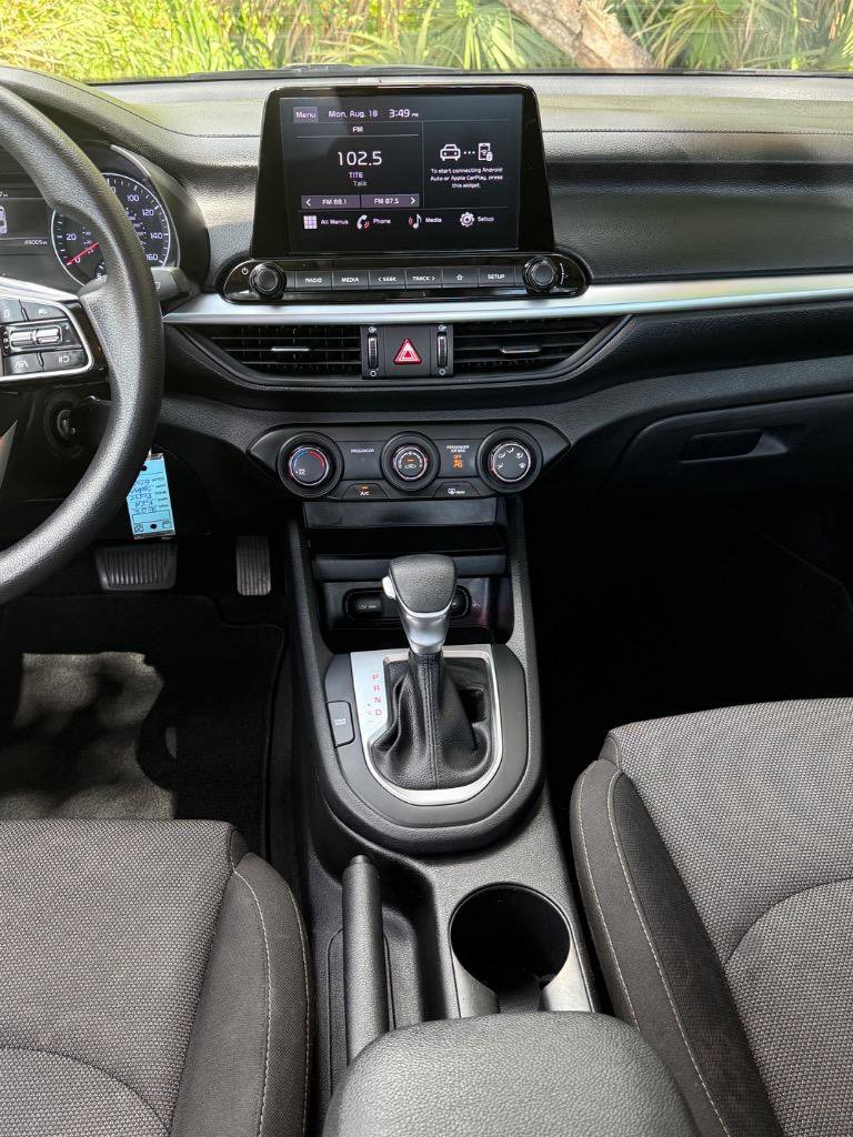 Used 2022 Kia Forte LXS w/ LXS Technology Package image 11