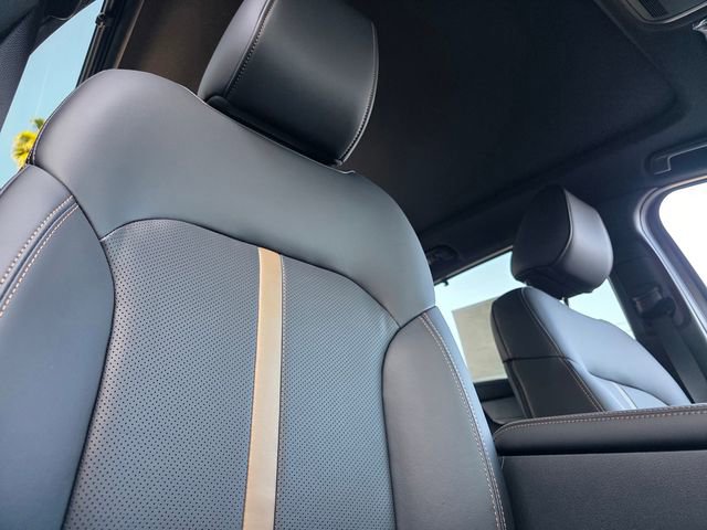 New 2026 MAZDA CX-90 Plug-In Hybrid w/ Premium Plus image 17