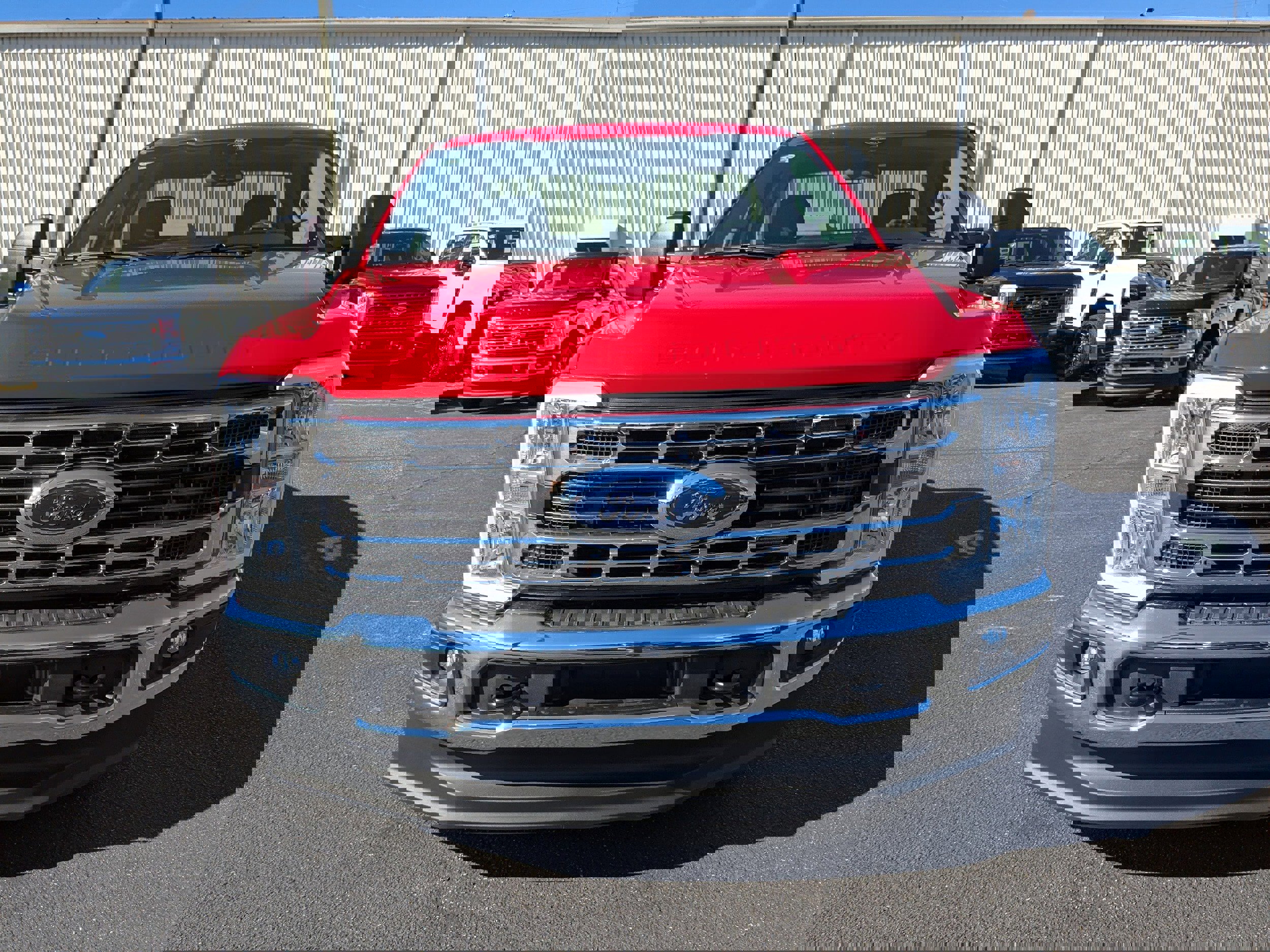 New 2025 Ford F250 XLT w/ F-250 >10K GVWR Package image 8