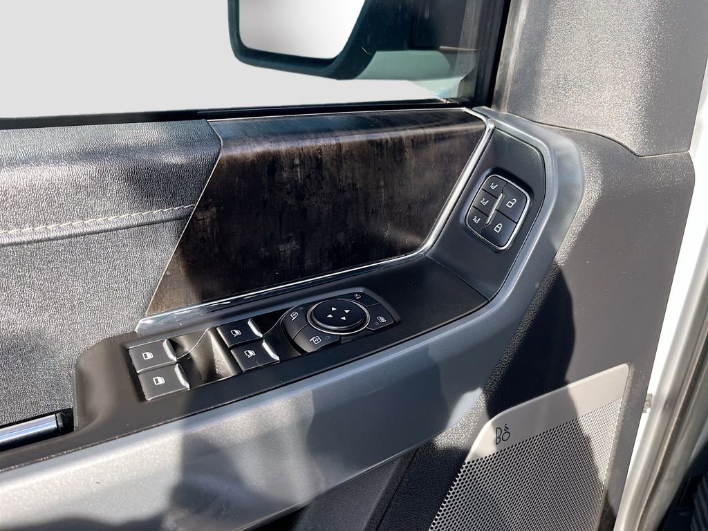 Used 2022 Ford F150 Lariat w/ Equipment Group 501A Mid image 18