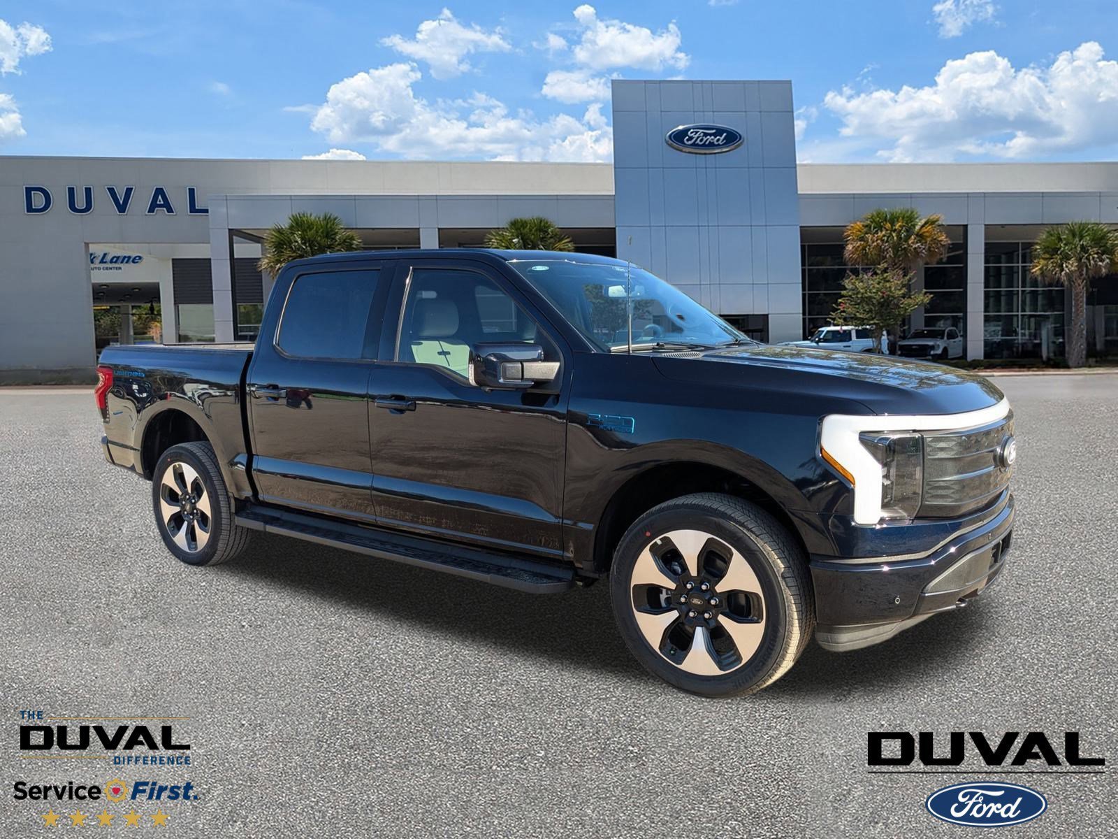 New 2025 Ford F150 Lightning Platinum