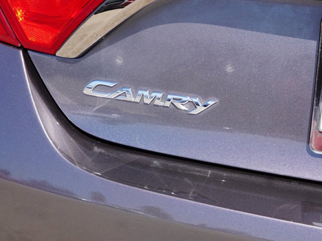 Used 2015 Toyota Camry XSE FWD image 9