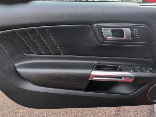 Used 2023 Ford Mustang Convertible image 14