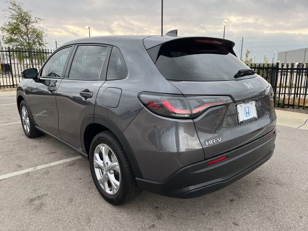 Certified 2025 Honda HR-V LX image 6