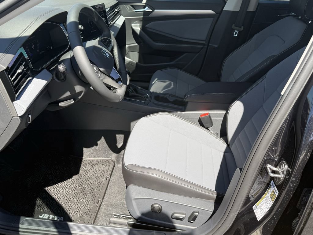 New 2026 Volkswagen Jetta SE image 12
