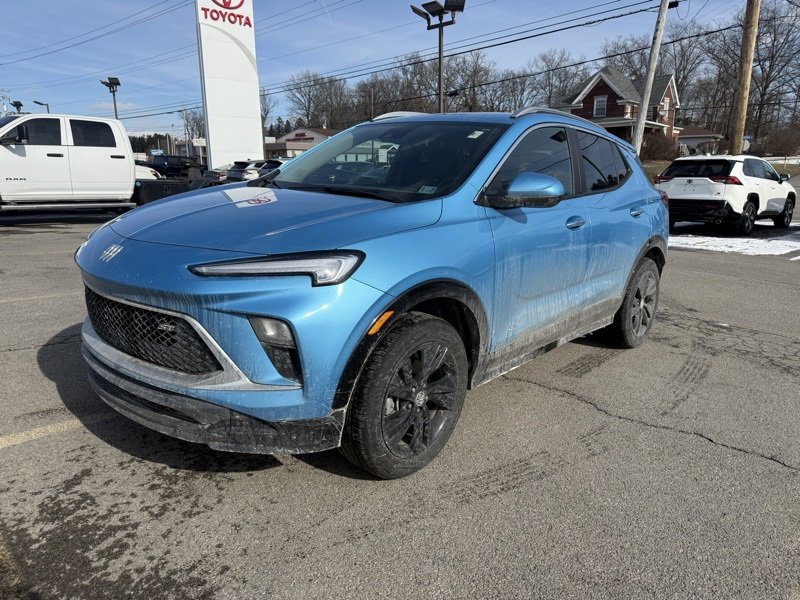 Used 2025 Buick Encore GX Sport Touring w/ Comfort Package image 3