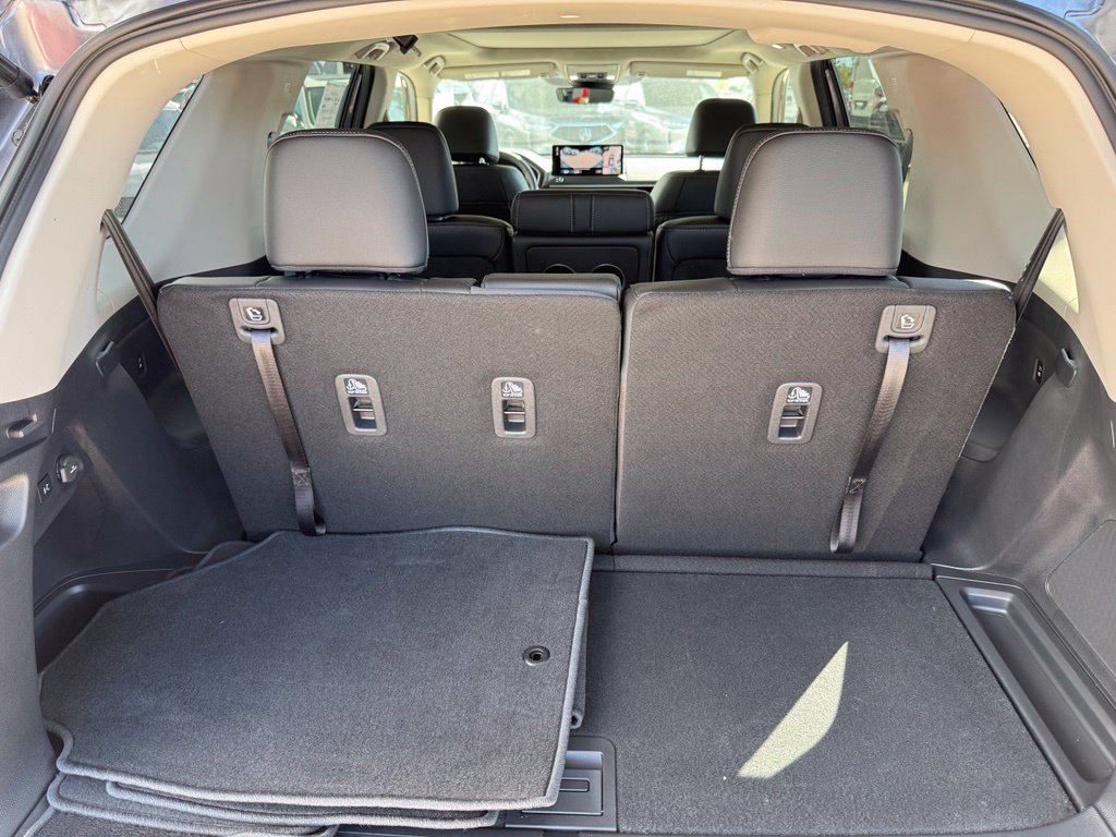 Certified 2026 Honda Pilot Touring image 15