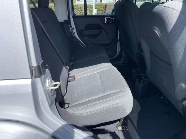 Used 2024 Jeep Wrangler Sport S image 27