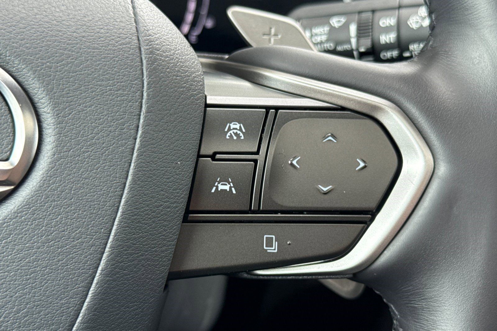 Used 2025 Lexus NX 350h AWD w/ Premium Package image 31