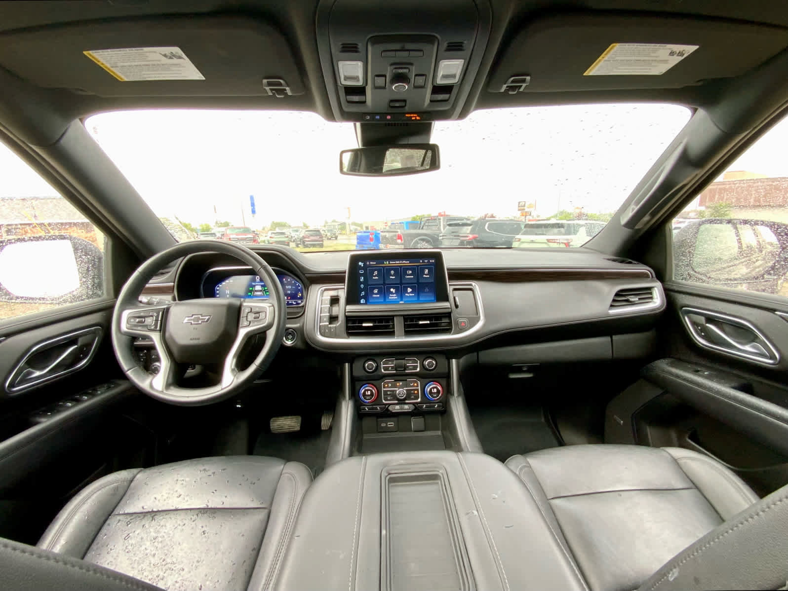 Used 2023 Chevrolet Tahoe Z71 w/ Off-Road Capability Package image 32