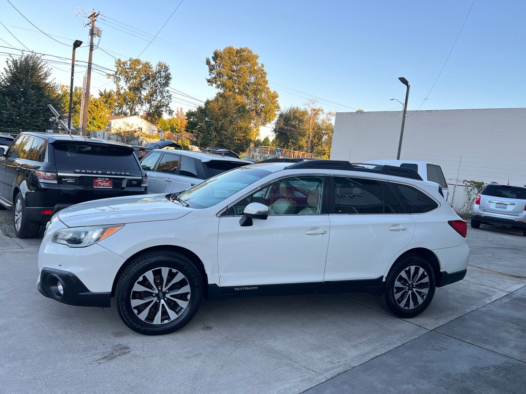 Used 2016 Subaru Outback 2.5i Limited AWD/4WD image 4