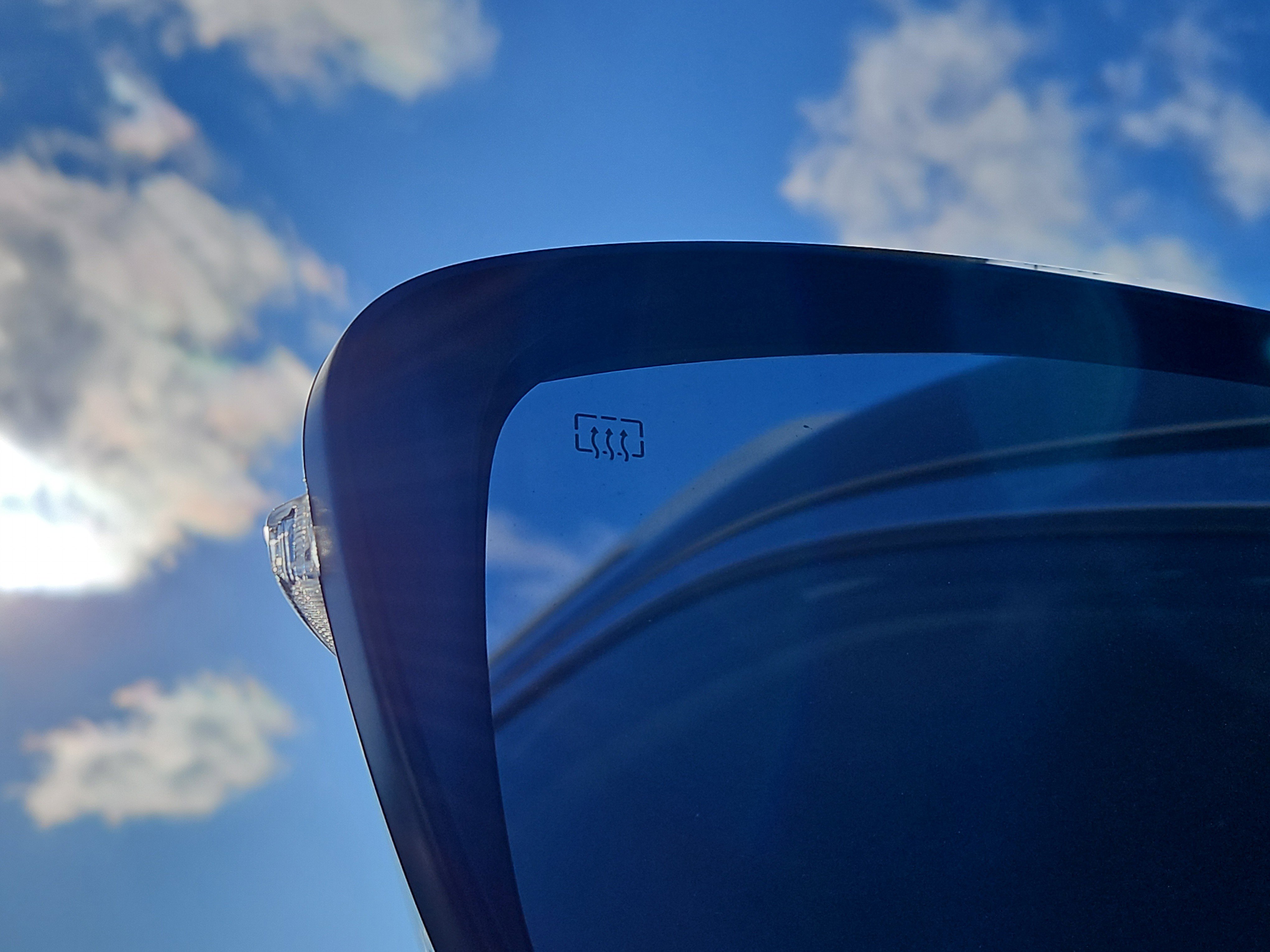 Used 2018 Nissan Rogue SL image 12