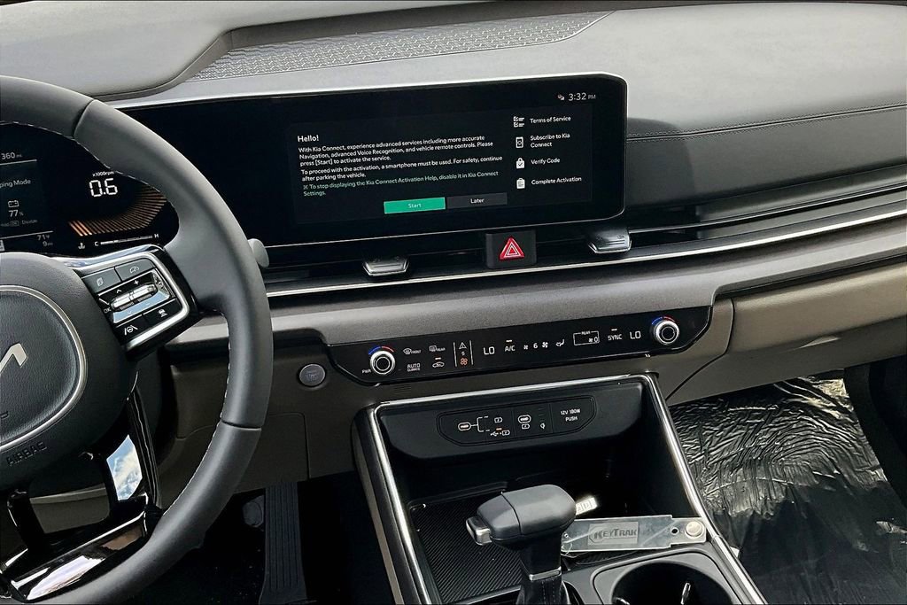 New 2026 Kia Carnival EX FWD image 6