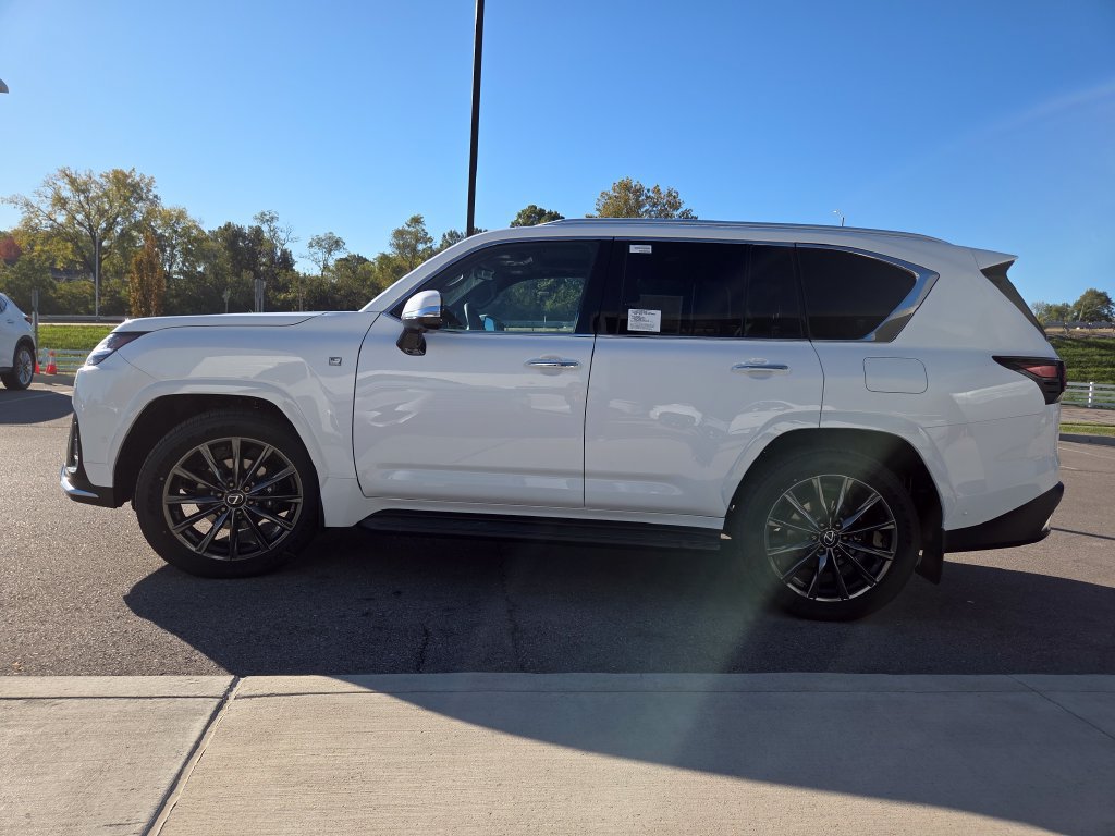New 2026 Lexus LX 700h F Sport AWD/4WD image 29