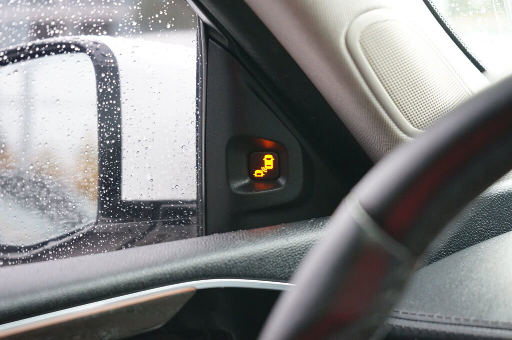 Used 2022 Acura MDX SH-AWD w/ Advance Package image 25