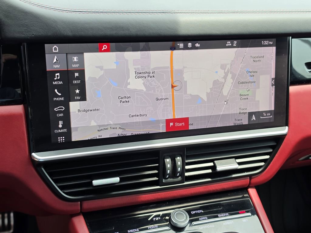 Certified 2021 Porsche Cayenne GTS AWD/4WD image 21