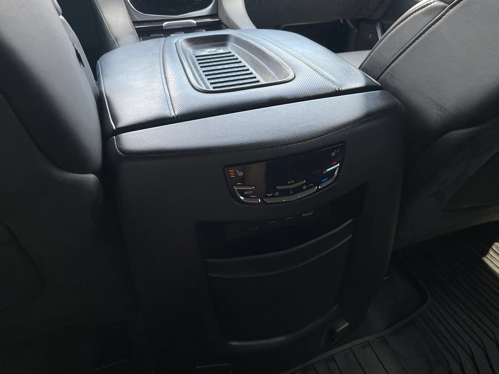 Used 2020 Cadillac Escalade Platinum AWD/4WD image 28