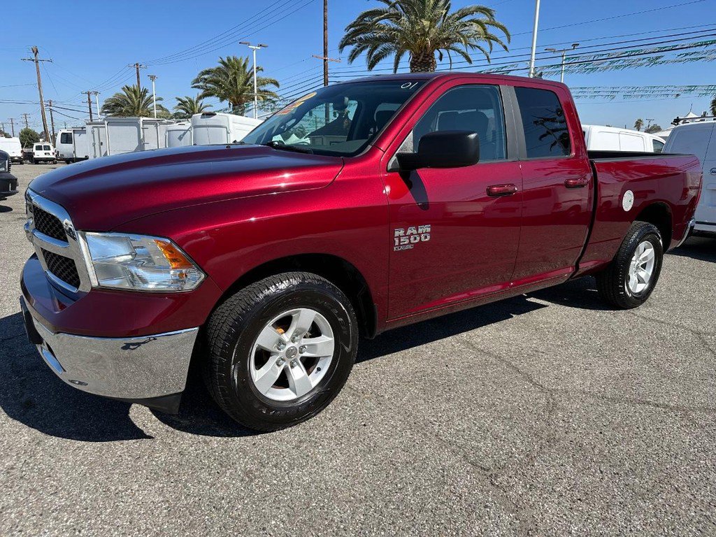 Used 2019 RAM 1500 Classic SLT image 12