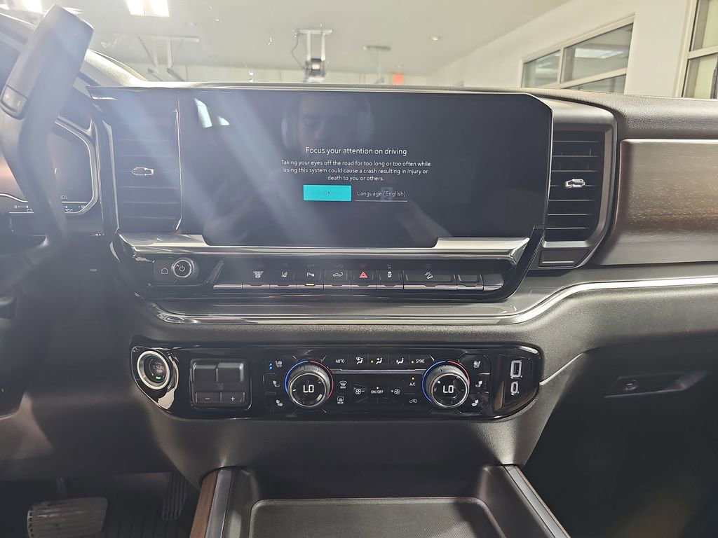 Certified 2024 Chevrolet Silverado 2500 High Country w/ Technology Package AWD/4WD image 25
