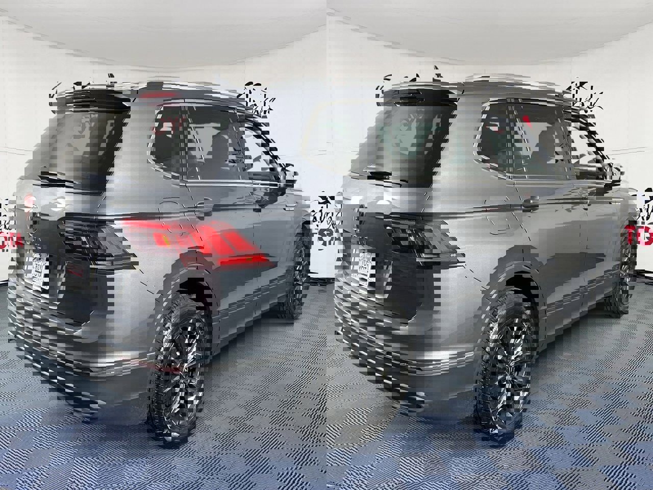 Used 2024 Volkswagen Tiguan Wolfsburg Edition image 8