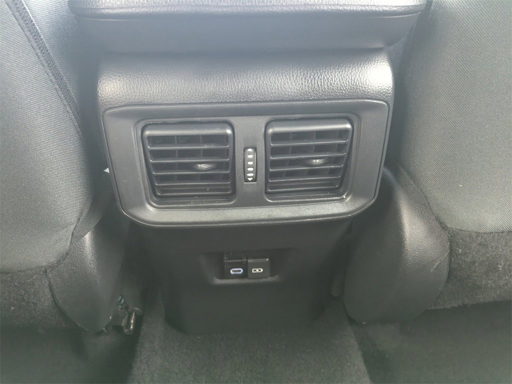 Used 2024 Toyota RAV4 XLE image 12