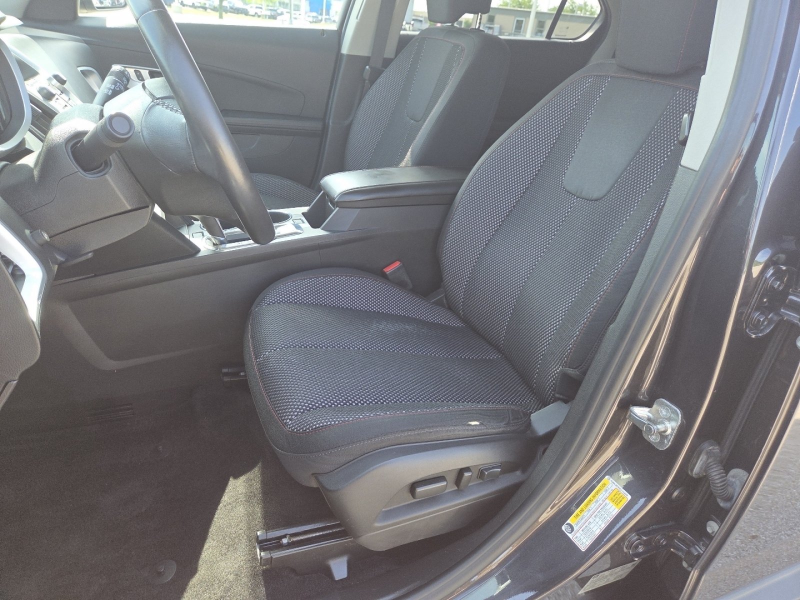 Used 2015 Chevrolet Equinox LT FWD image 22