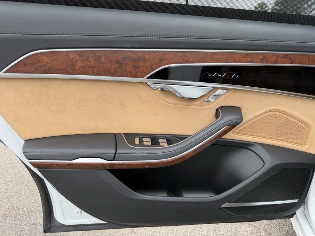 Used 2019 Audi A8 L 3.0T w/ Luxury Package image 32