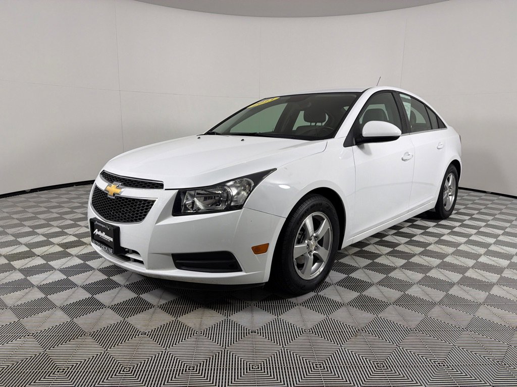 Used 2013 Chevrolet Cruze LT w/ Enhanced Safety Package image 9