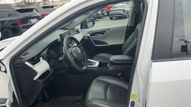 Used 2022 Toyota RAV4 XLE image 27