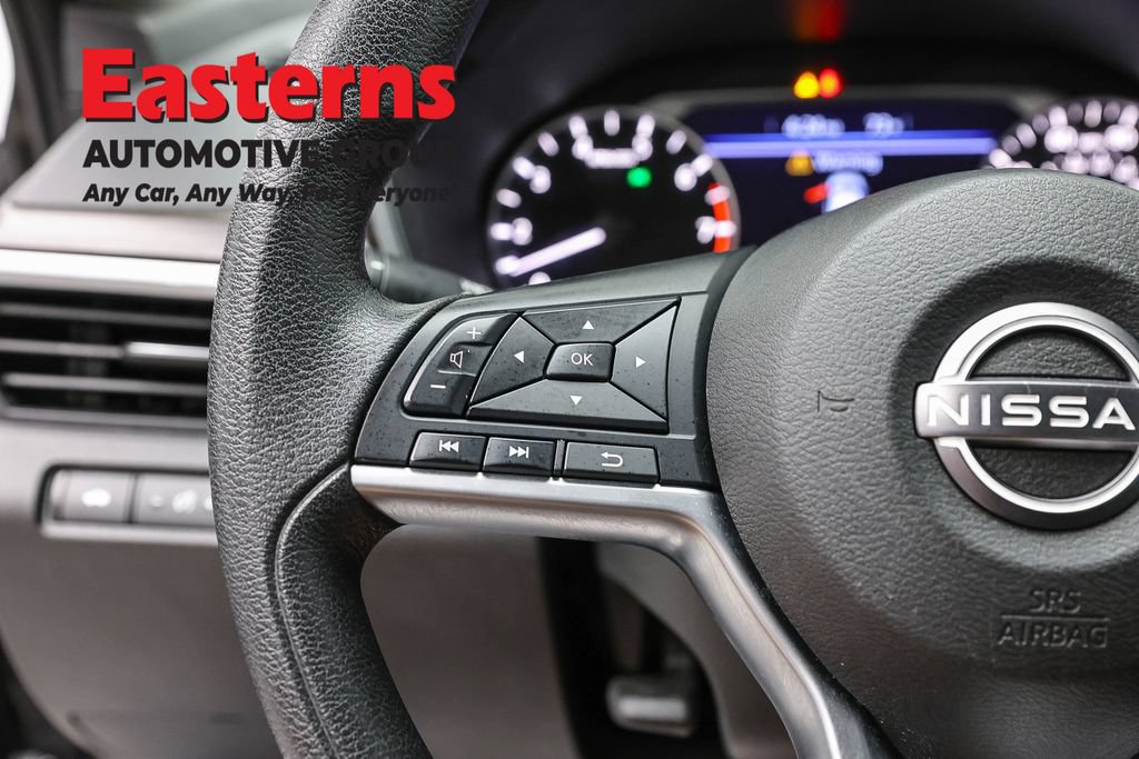 Used 2023 Nissan Altima 2.5 SV FWD image 15