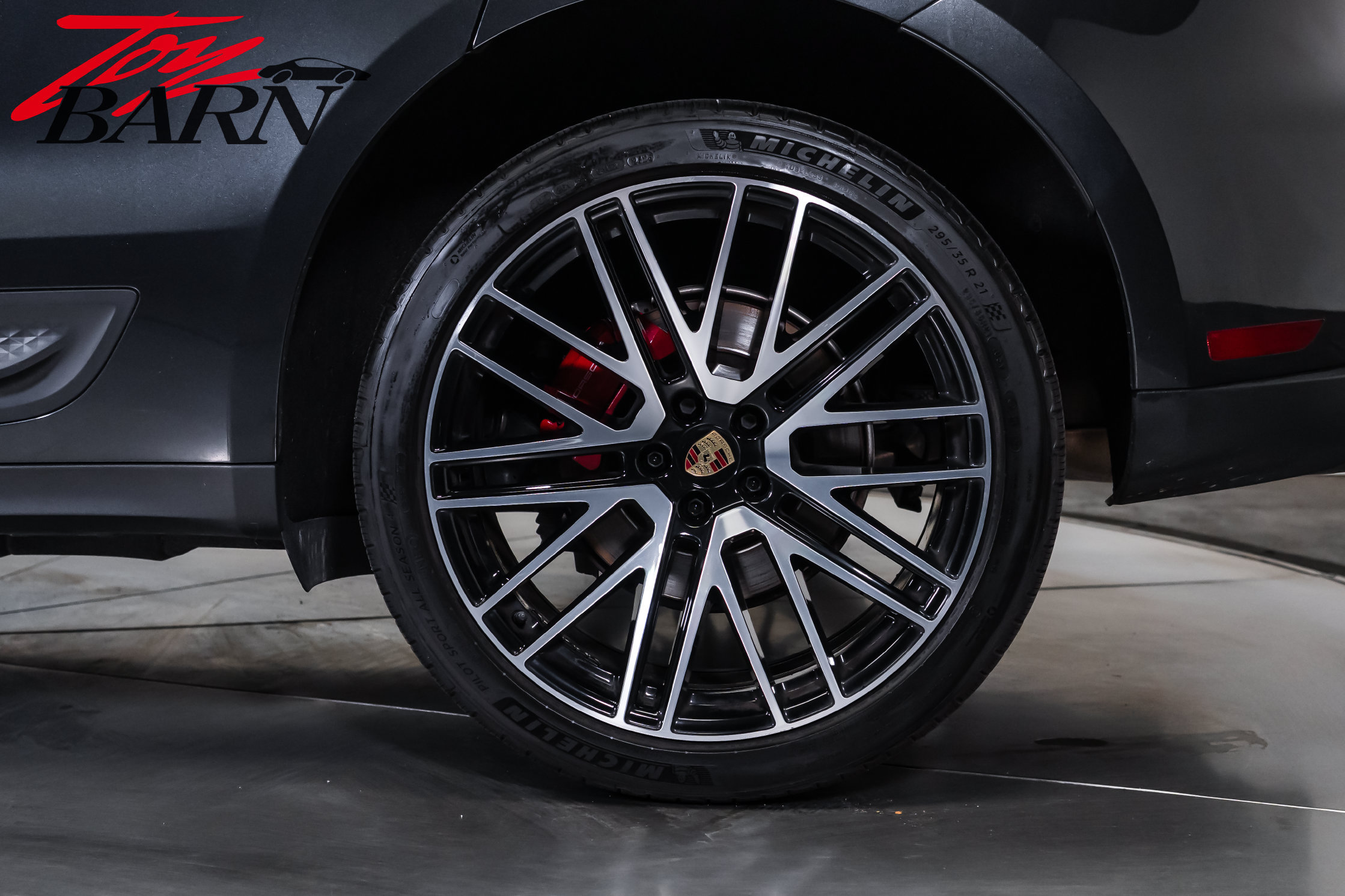 Used 2024 Porsche Macan S AWD/4WD image 15