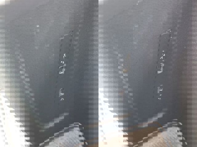 Certified 2025 Volkswagen Tiguan SE R-Line image 29