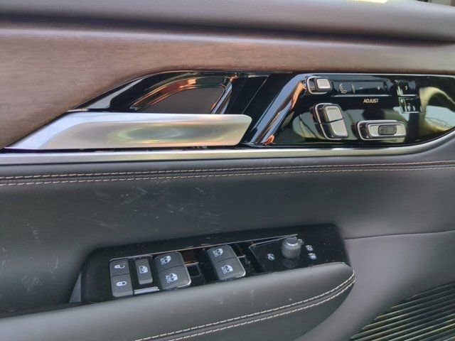 New 2024 Jeep Grand Wagoneer Series I image 13