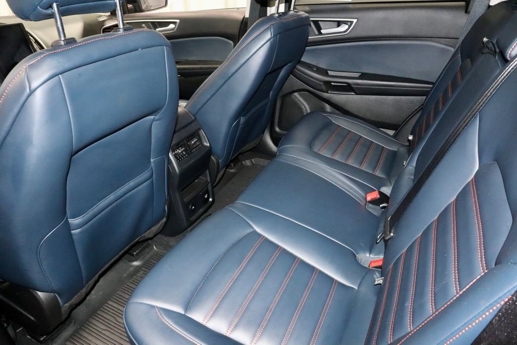 Certified 2024 Ford Edge SEL w/ Sport Appearance Package AWD/4WD image 21