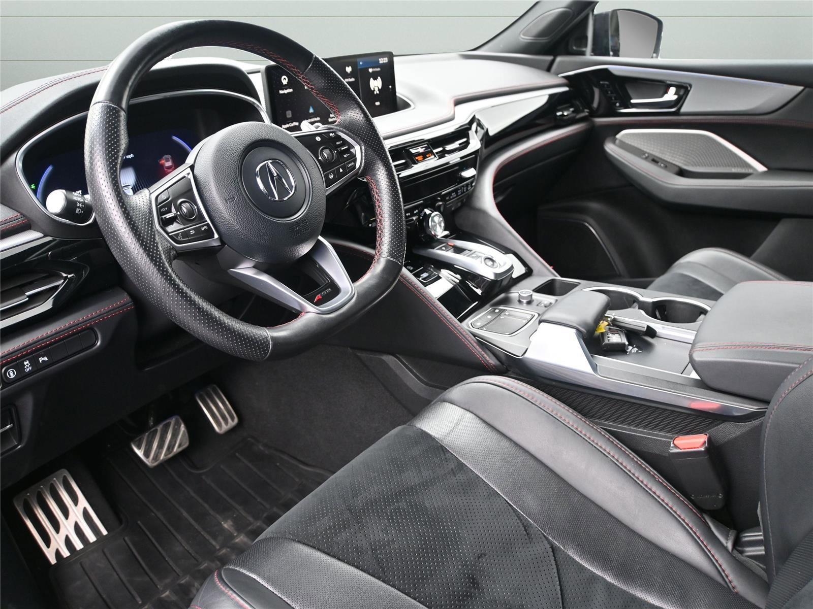 Certified 2023 Acura MDX A-Spec image 2