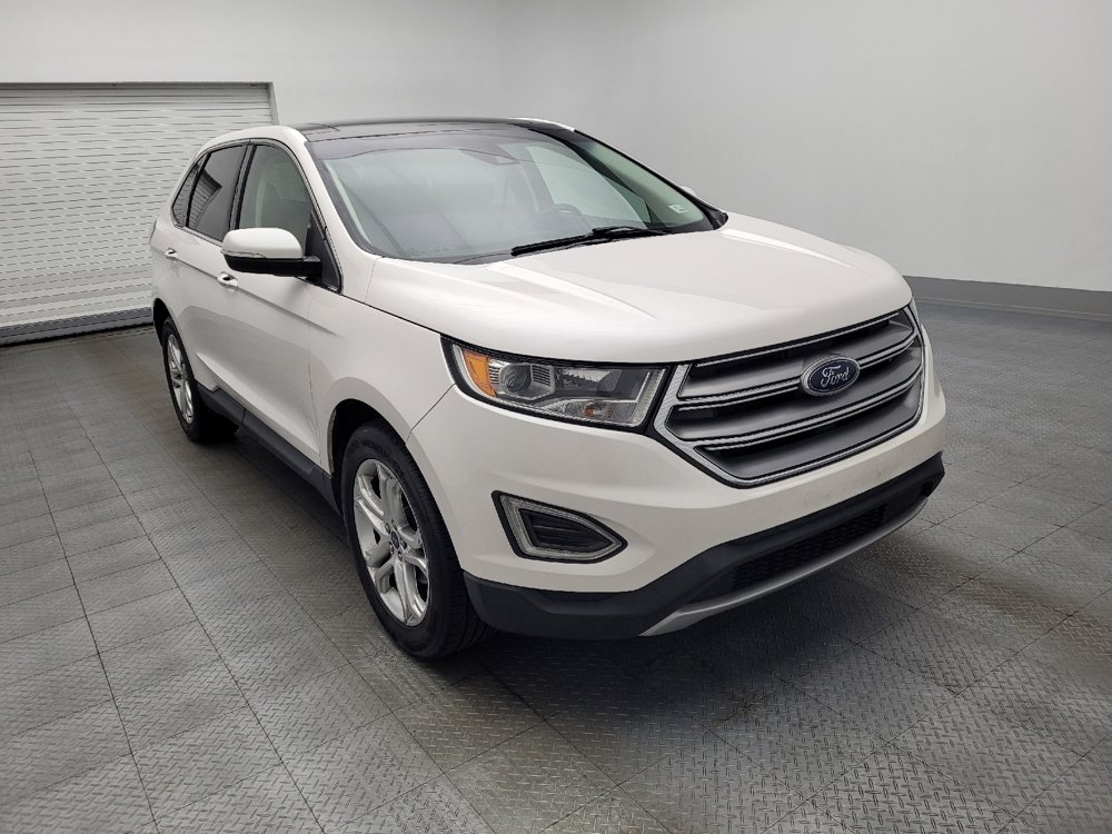 Used 2018 Ford Edge Titanium w/ Equipment Group 301A FWD image 13