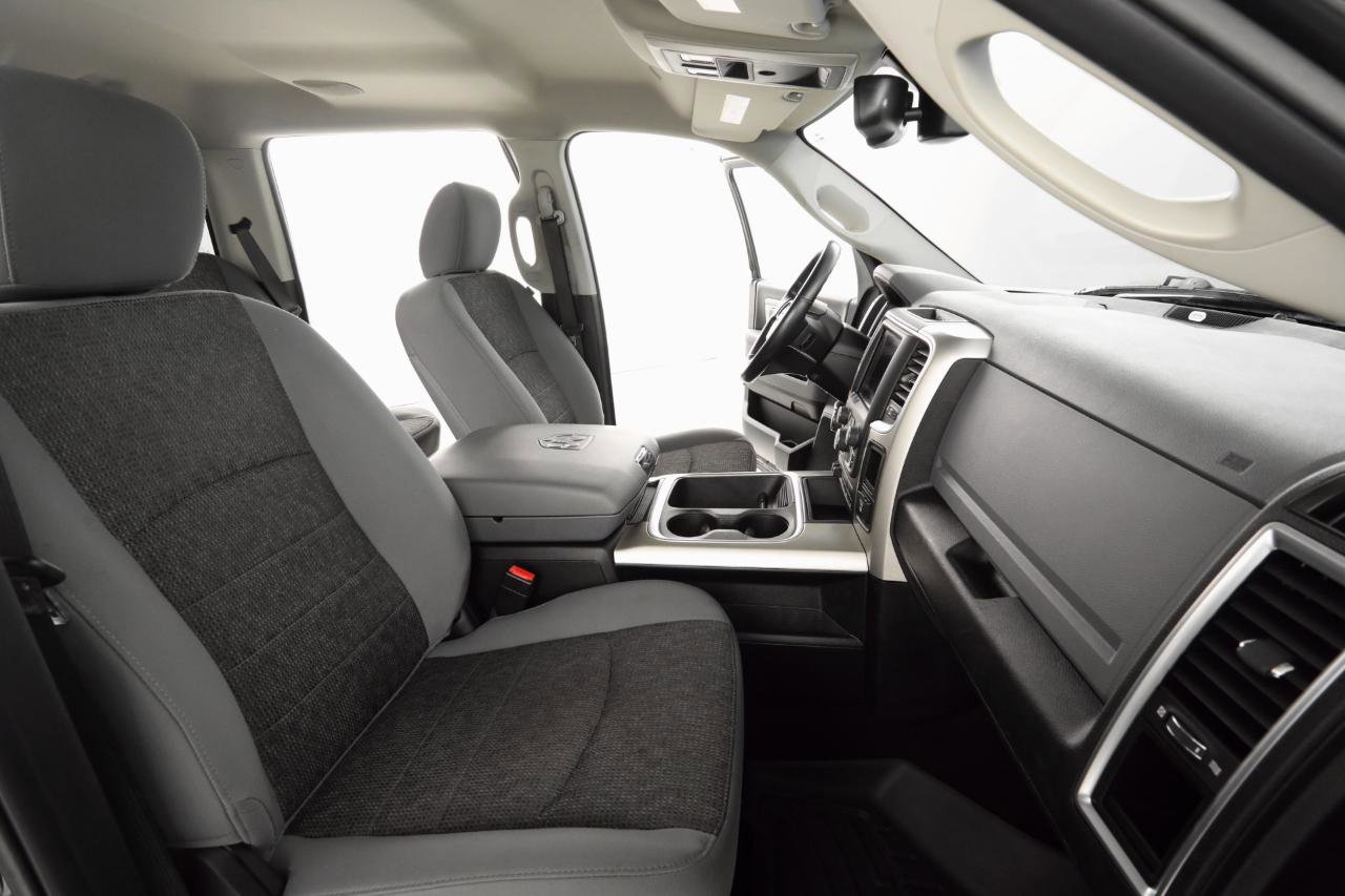 Used 2019 RAM 1500 Classic Warlock AWD/4WD image 17