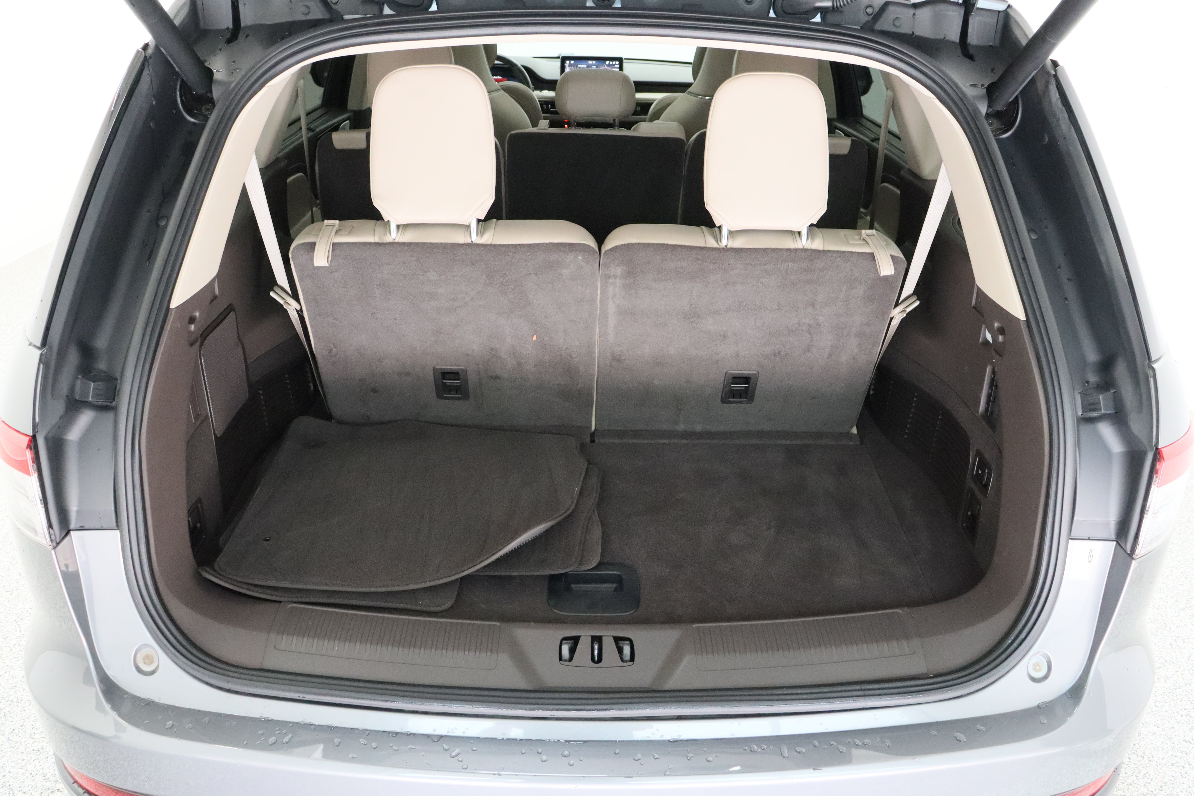 Used 2023 Lincoln Aviator Grand Touring w/ Equipment Group 301A AWD/4WD image 38