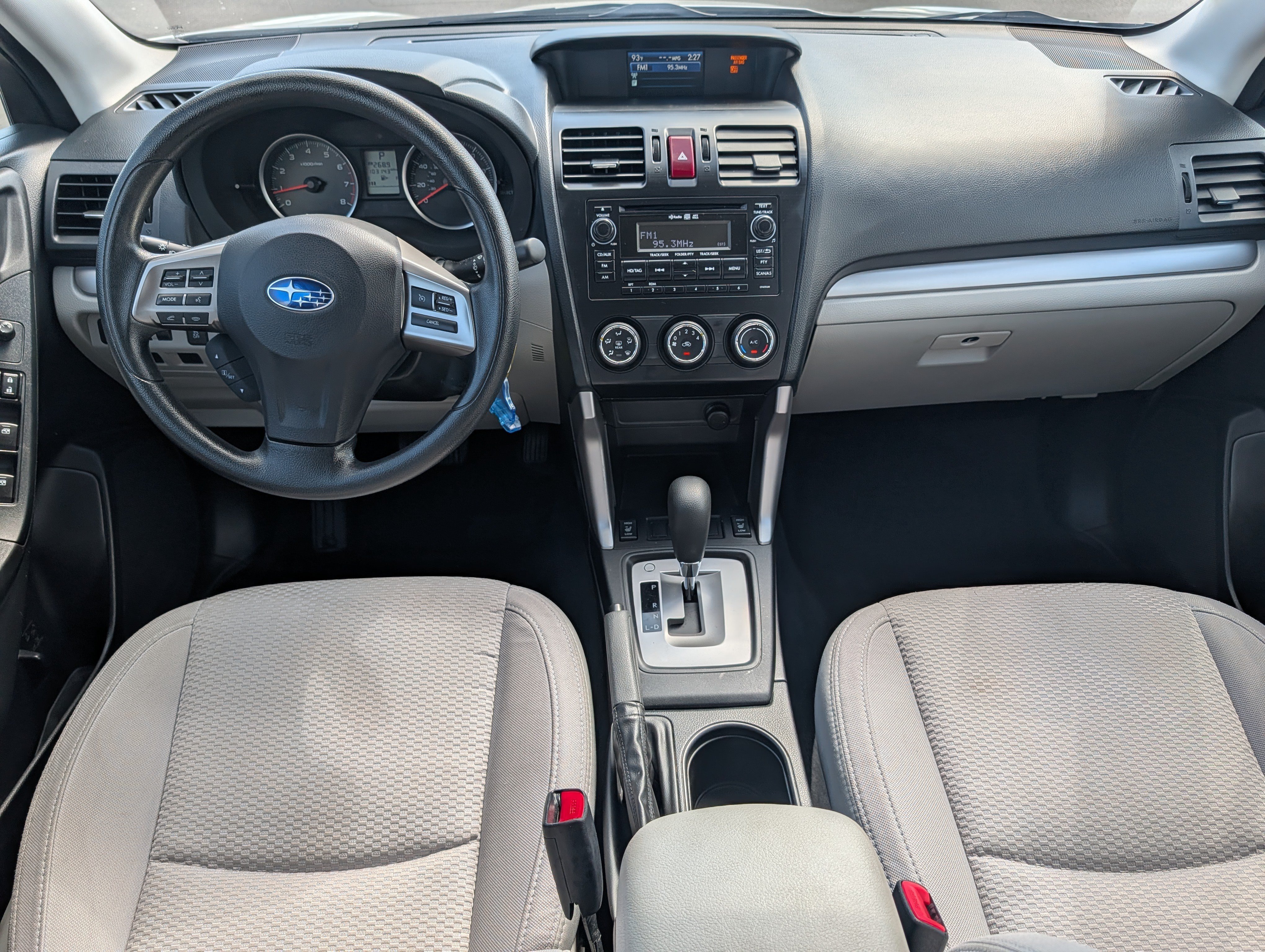 Used 2014 Subaru Forester 2.5i Premium w/ Popular Package #2 AWD/4WD image 10