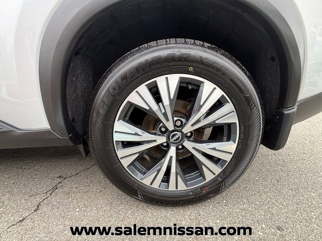 Certified 2023 Nissan Rogue SV w/ SV Premium B Package image 22