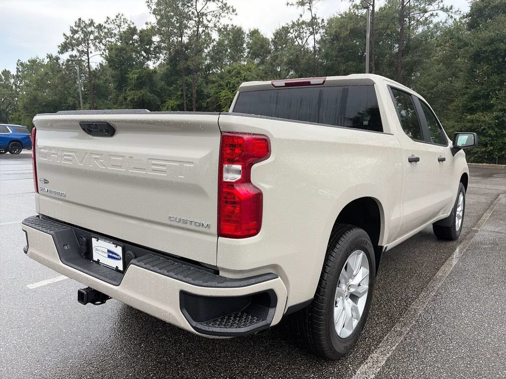 New 2026 Chevrolet Silverado 1500 Custom RWD image 4